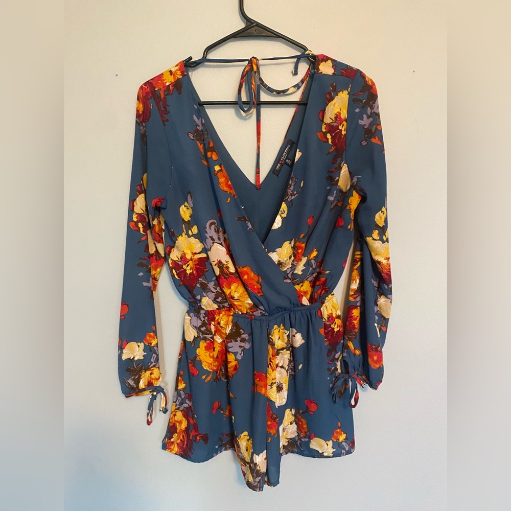One Clothing longsleeve romper (Size S - EUC)